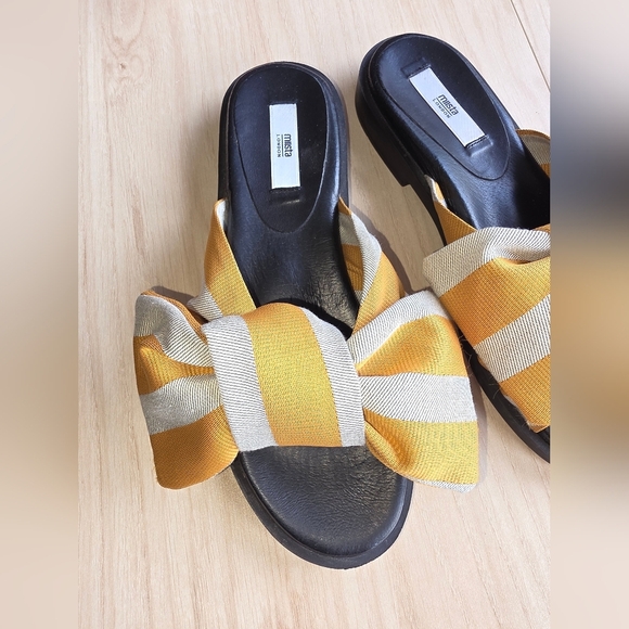 Miista Bow Tie Sandals, Gold And Cream Striped, Size 37 - Picture 3 of 7